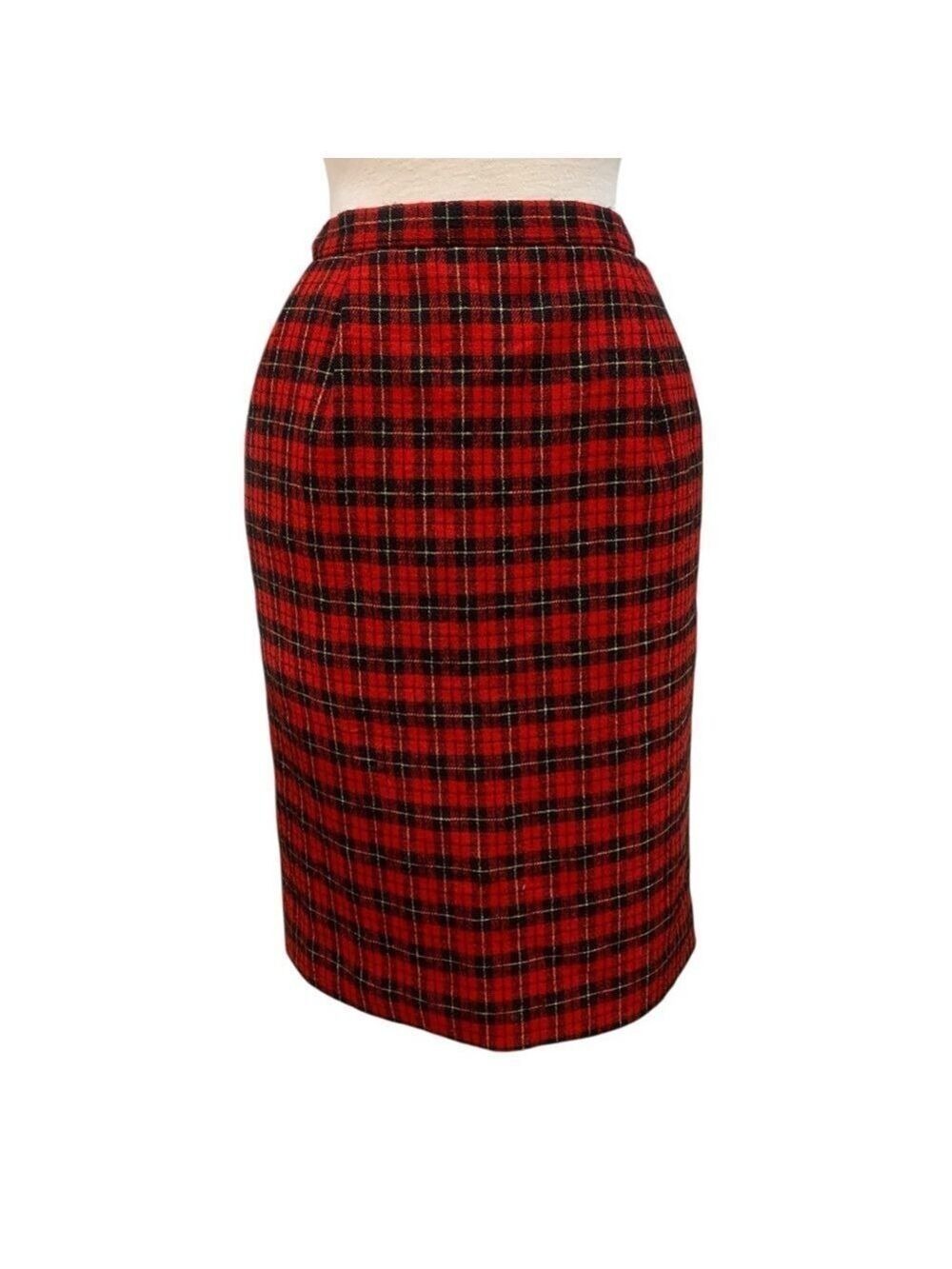 Vntg Pendleton 100% wool red plaid pencil skirt w/kick pleat and pockets size 6